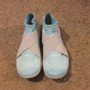 Nike free running shoes